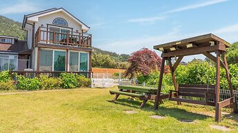 Yeosu Noeul Walk Pet Pension