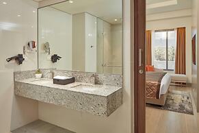 Grand Westside Manila Bay