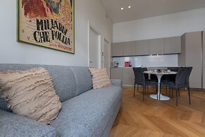 Elegant Home With Terrace by Wonderful Italy