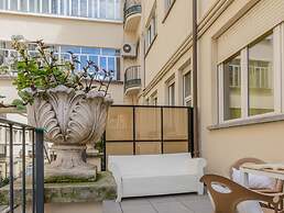 Elegant Home With Terrace by Wonderful Italy