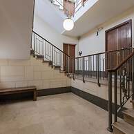 Elegant Home With Terrace by Wonderful Italy