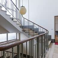 Elegant Home With Terrace by Wonderful Italy