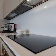 Elegant Home With Terrace by Wonderful Italy