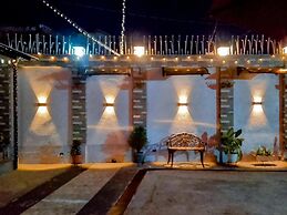 Topaz Bed and Breakfast Hotel