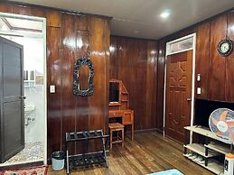 Topaz Bed and Breakfast Hotel