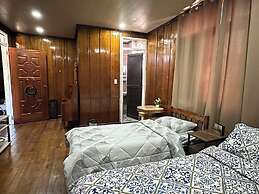 Topaz Bed and Breakfast Hotel