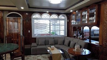 Topaz Bed and Breakfast Hotel