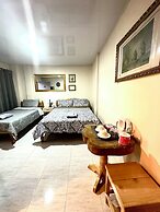Topaz Bed and Breakfast Hotel