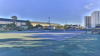 Shoreline Towers 1061