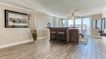 Dolphin Point 402b