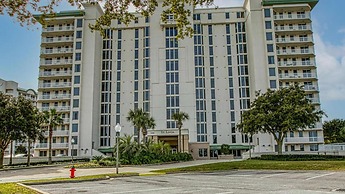 St. Lucia 1204 at Silver Shells