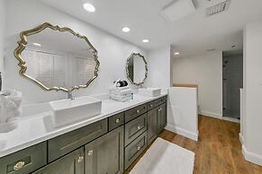 East Pass Towers 603