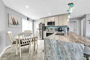 Crystal Village II, Unit 6B