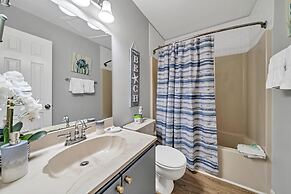 Crystal Village II, Unit 6B