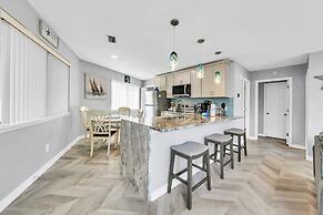 Crystal Village II, Unit 6B