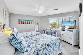 Crystal Village II, Unit 6B