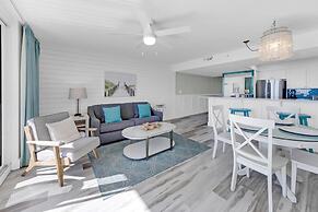 Pelican Beach 307