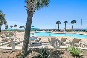 Silver Beach Towers - Penthouse106e