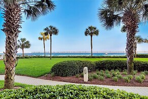 Silver Beach Towers - Penthouse106e