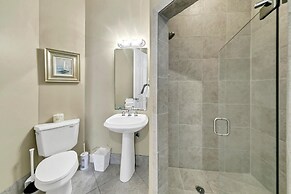 Silver Beach Towers - Penthouse106e