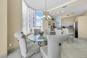 Silver Beach Towers - Penthouse106e