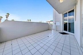 Silver Beach Towers - Penthouse106e