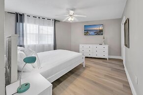 Crystal Village II, Unit 16B