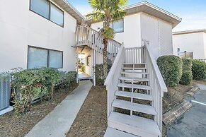 Crystal Village II, Unit 16B