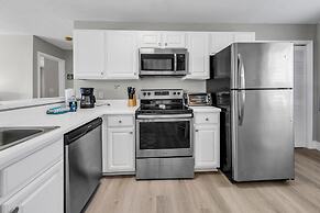 Crystal Village II, Unit 16B