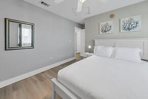 Crystal Village II, Unit 16B