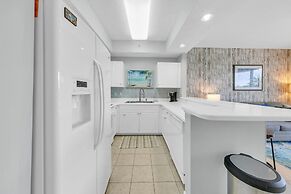 Destin West Gulfside 205