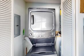 Crystal Village II, Unit 10B