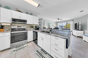 Crystal Village II, Unit 10B