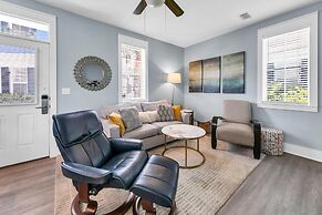 Crystal Village II, Unit 10B