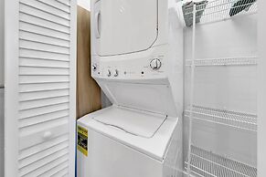 Crystal Village II, Unit 10B