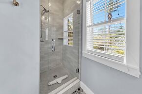 Crystal Village II, Unit 10B