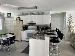 Crystal Village II, Unit 10B