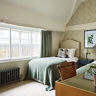 The Old Coach House - From 500 Per Night