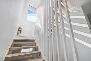 Beach Home in Burleigh Waters