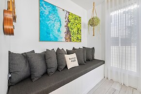 Beach Home in Burleigh Waters