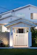 Beach Home in Burleigh Waters