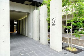 ZOOM Esaka Koen