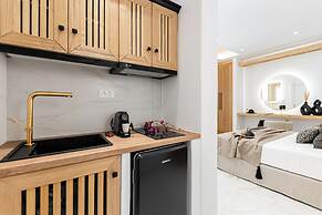 V Luxury Apartments Naxos