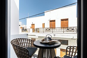 V Luxury Apartments Naxos