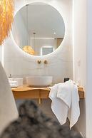 V Luxury Apartments Naxos