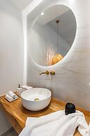 V Luxury Apartments Naxos