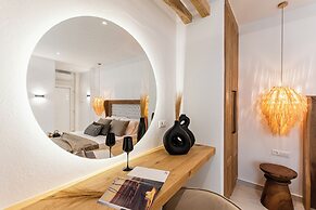 V Luxury Apartments Naxos