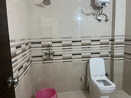 Cleo Elegance Rooms & Banquet