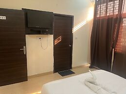 Cleo Elegance Rooms & Banquet