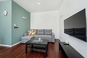 Wrocław Krzyki Apartment by Renters